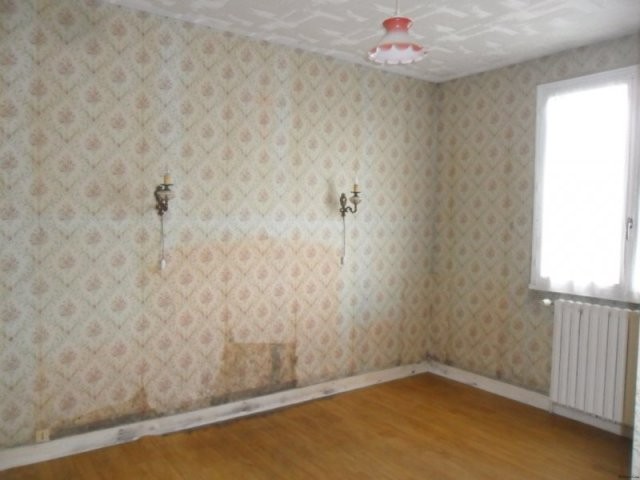 Vente Maison 5 Pieces De 76 M2 53120.. - 2