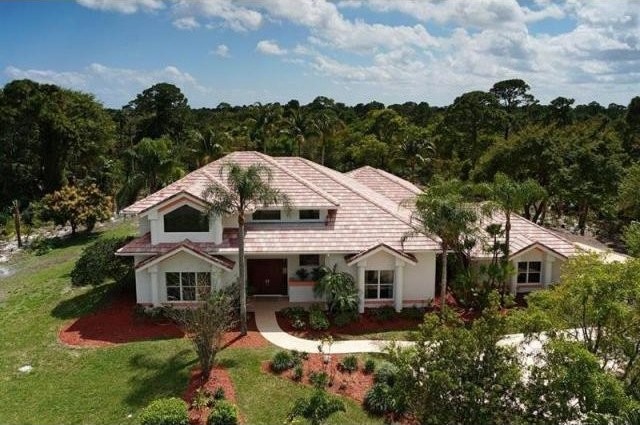 4 bedroom Residence For Sale: Jupiter.. - 2