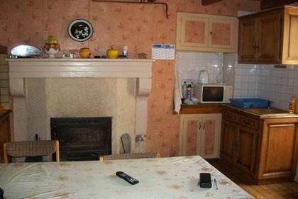 Stone property with 3 bedrooms - 2