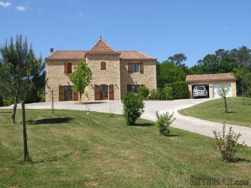 Impressive Perigord Style Stone..