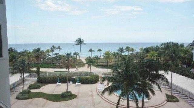 Flat For Sale: 10245 COLLINS AV # 5G - 2