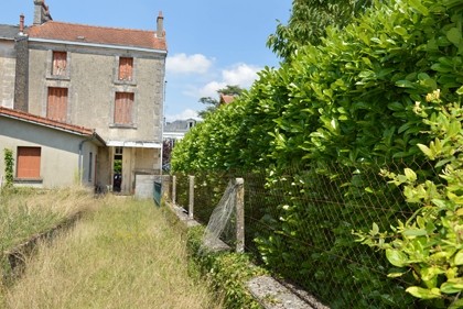 Ruffec townhouse to renovate