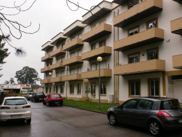 3 bedroom apartment with balcony on..