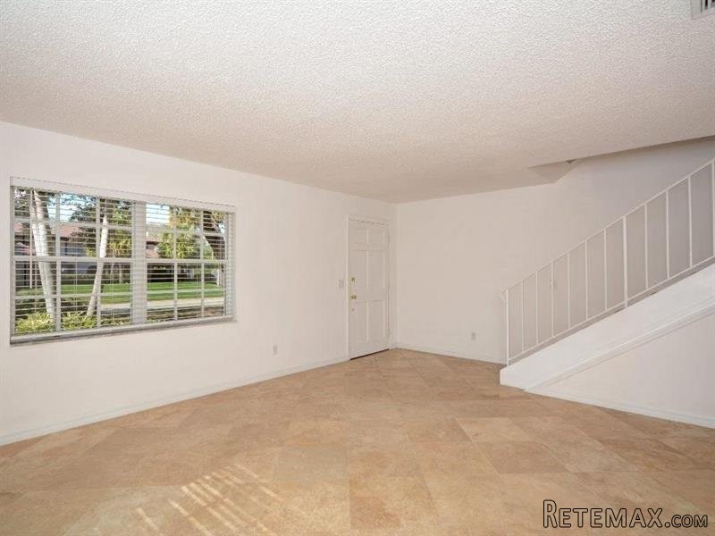 2 bedroom Flat For Sale: 4904 Bethel.. - 2