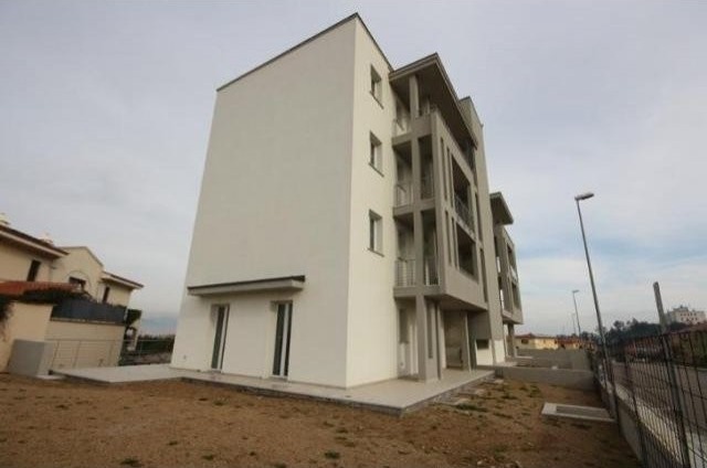 1 Bedroom - Apartment - For Sale