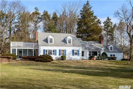 29 Valentines Ln Old Brookville, NY..
