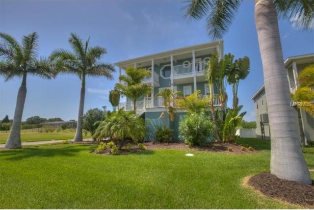 4 bedroom Property For Sale: 60 ISLAND..