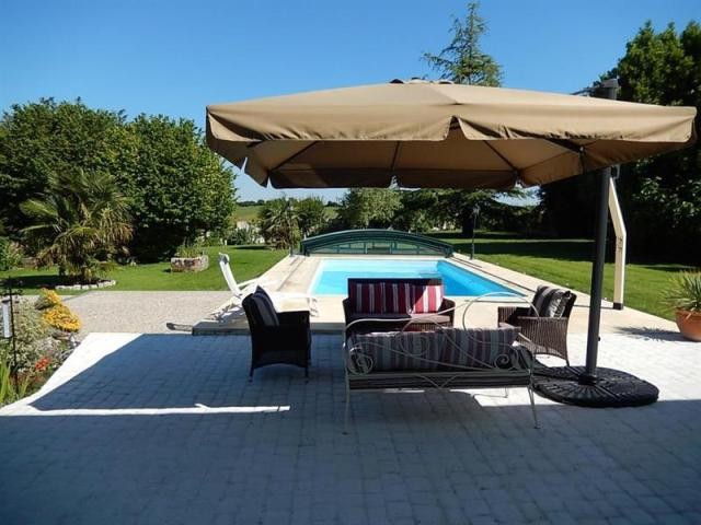 4 bedroom Character For Sale: 17430.. - 2