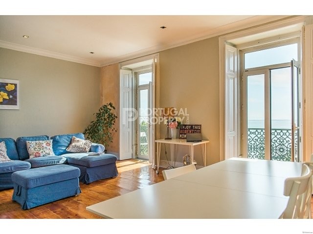 2+1 Bedroom Apartment with..