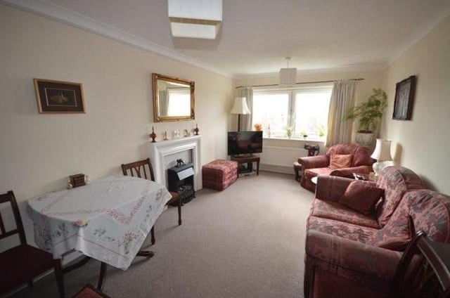 2 bedroom Apartment For Sale: South.. - 2