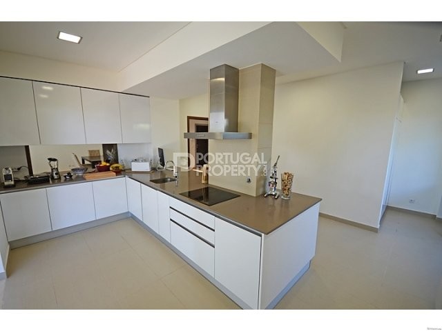 Modern 3 Bedroom Apartment with.. - 2