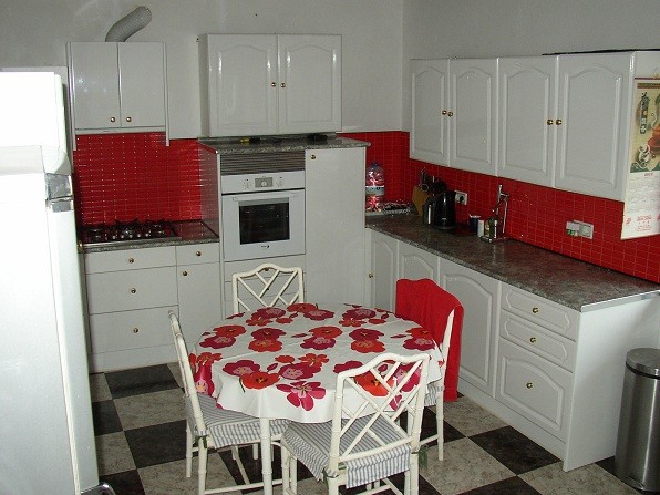 Villa - A freshly presented detached.. - 2