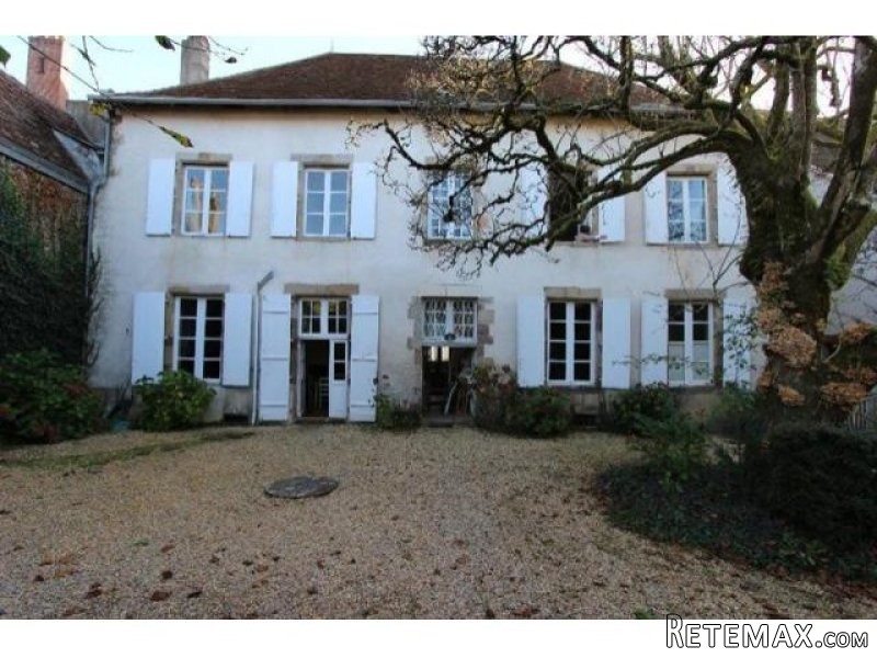 7 bedroom Character For Sale: 19..