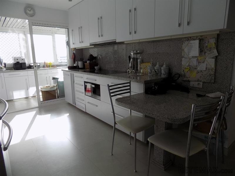 5 bedroom Apartment For Sale: Marbella - 2