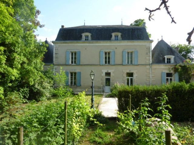 Maison de maitre and 2nd accommodation..