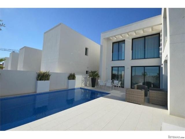 3 bedroom Villa For Sale: Villa Livia.. - 2