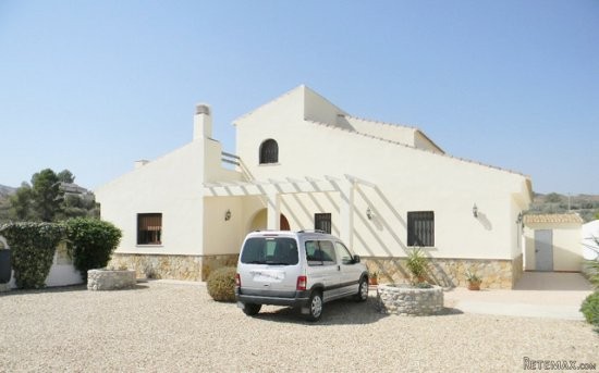 5 Bedroom Villa For Sale, Cantoria..