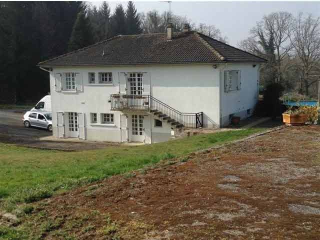 Spacious House With Basement On More..