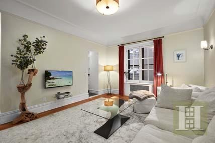 1 bedroom Apartment For Sale: 2109..