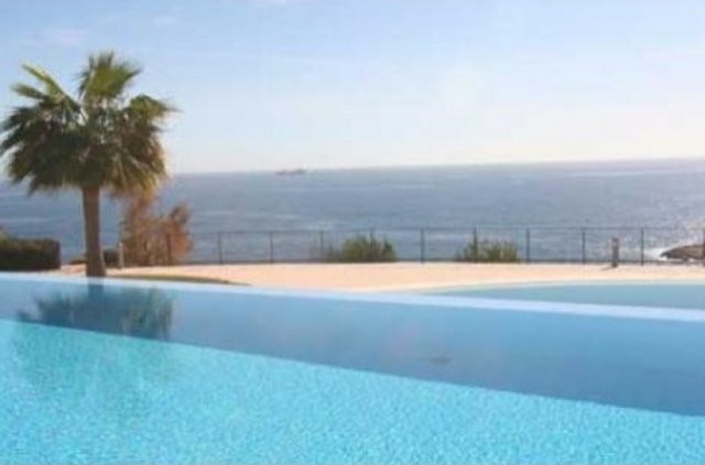 Apartment With Wonderful Sea Views In..