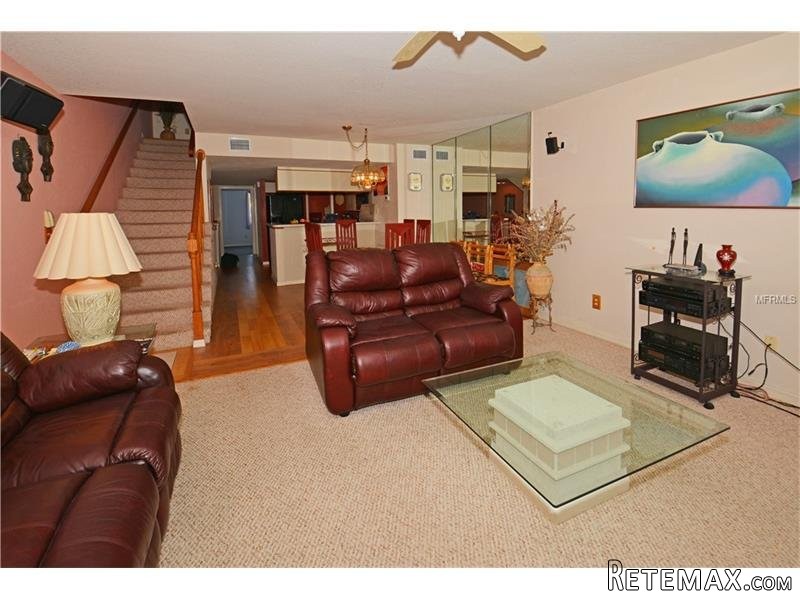 4 bedroom Property For Sale: 9824.. - 2