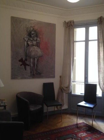Classic Nicois three bedroom apartment