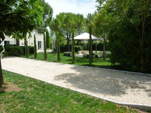 4 bedroom House For Sale: 17000 LA.. - 2