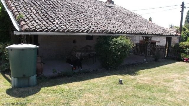Pretty 3 bed stone property - 2