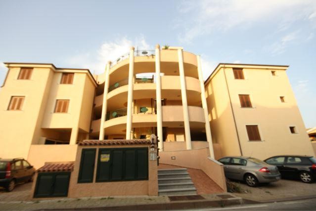 2 Bedrooms - Apartment - For Sale