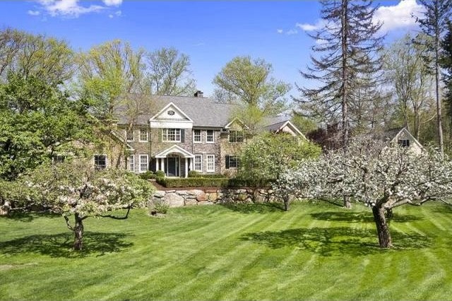 5 bedroom Residence For Sale: Armonk..