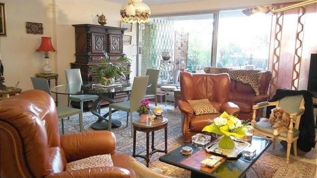 3 bedroom Flat For Sale: 63400.. - 2