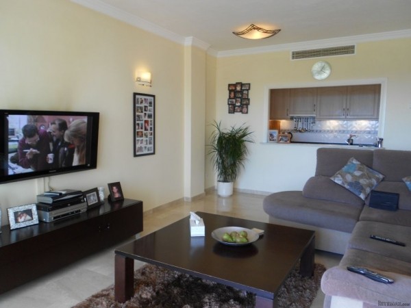 2 bed Apartment in MIRAFLORES - 2