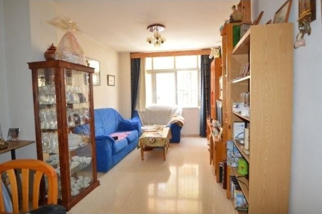 Apartment - Furnished 3 bedrooms, 1.. - 2