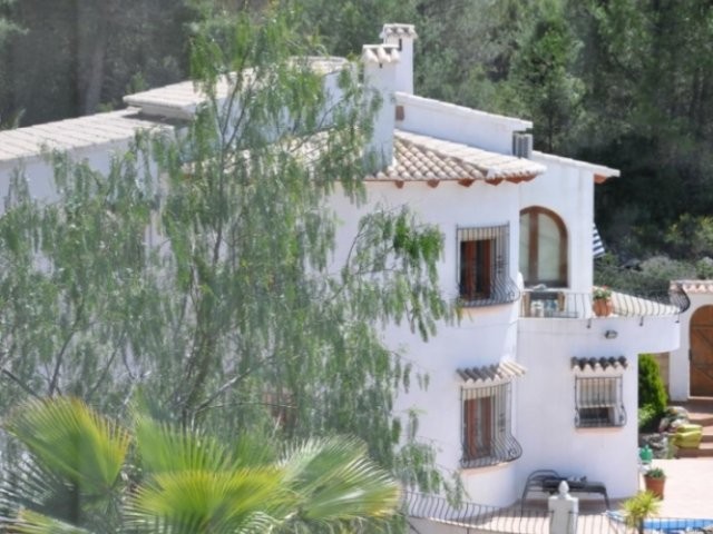 4 Bedrooms - Villa - Alicante - For Sale