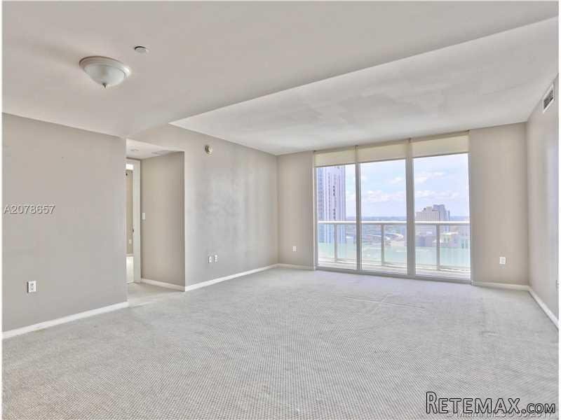 50 Biscayne Bl, Unit 2811, Miami, Fl.. - 2