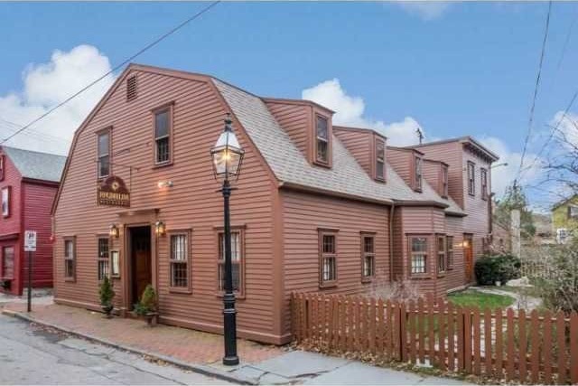 Commercial Property For Sale: Rhode..