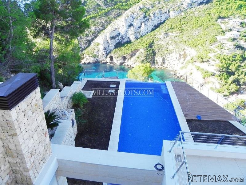 4 Bedroom Villa In Javea - 2