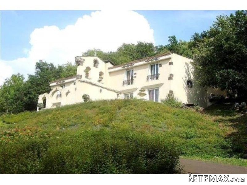 3 bedroom Character For Sale: 63320..