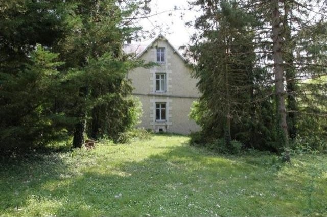 3 bedroom Character For Sale: 86110 30.. - 2