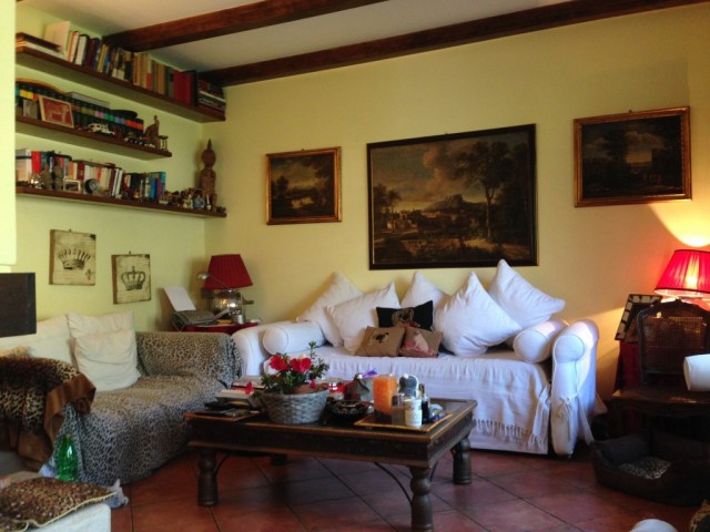 1 Bedroom - Villa - For Sale