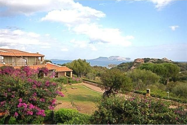 3 Bedrooms - Apartment - For Sale