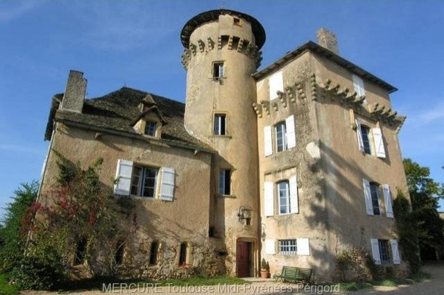 12 bedroom Castle For Sale: 12000.. - 2