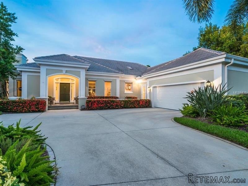 3 bedroom House For Sale: 1413 Cedar..