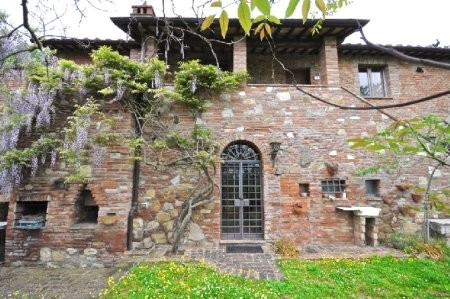 Large Farmhouse With 3 Units + Annexes - 2