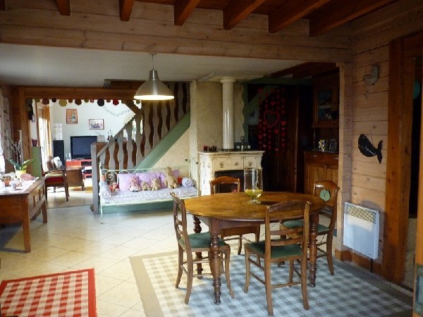 Lovely Wooden Clad Property - 2