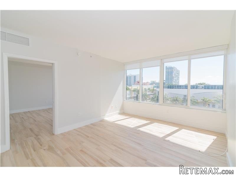 2 bedroom Flat For Sale: 2155.. - 2
