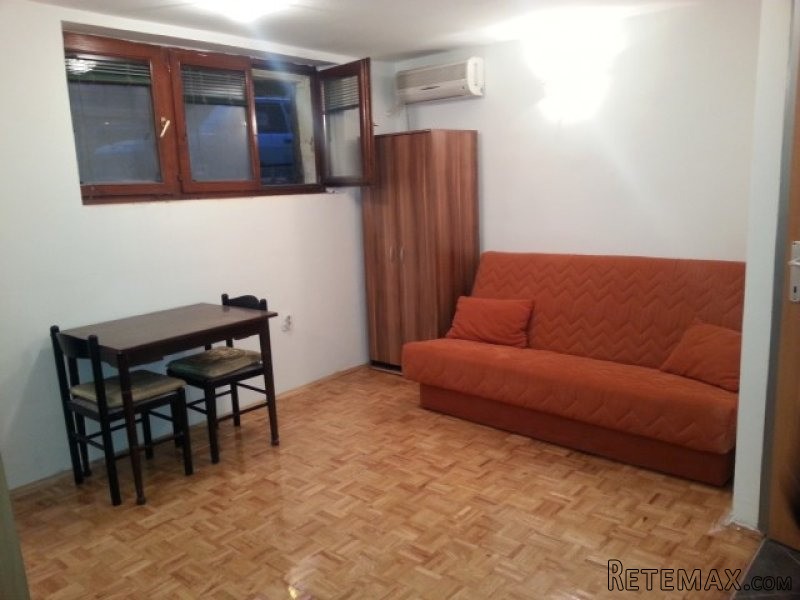 Prodajem Stan-Apartman,Beograd Grad