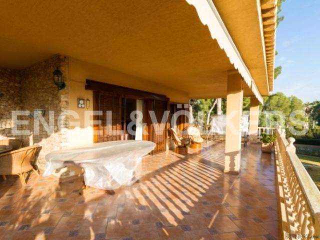 Stunning detached villa in Los Balcones - 2
