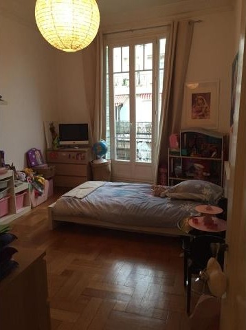 Gorgeous parquet floors with clear..