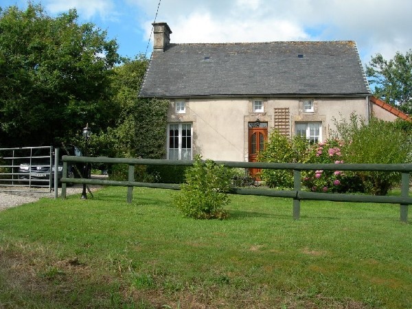 Nice Detached House, Lovely Plot